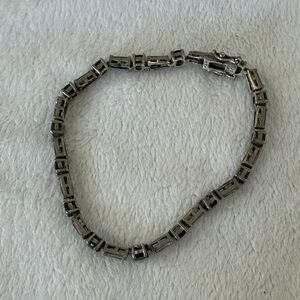 925 Silver Bracelet with blue/purple and crystal stones